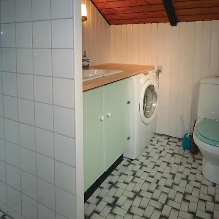 Three-bedroom Holiday In Feriehus *