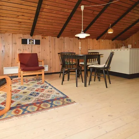 Three-bedroom Holiday In Feriehus Nakskov